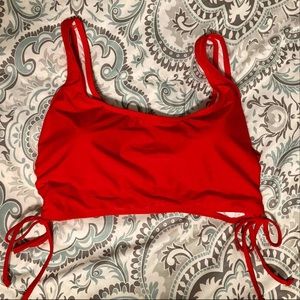 NWOT size L swimsuit top
